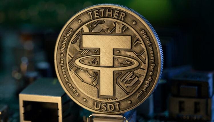 Stablecoin Whale Domination — Tether Addresses Valued at $1M Own More Than 80% of USDT Supply