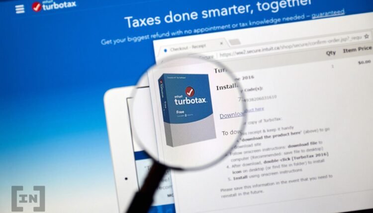 Warren Accuses TurboTax of ‘Scamming Taxpayers’ Over Software