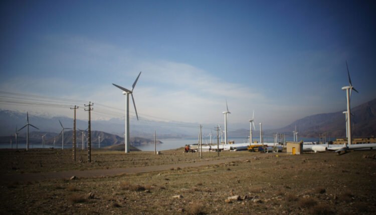 Iran Amends Regulations to Ease Crypto Miners’ Access to Renewable Energy