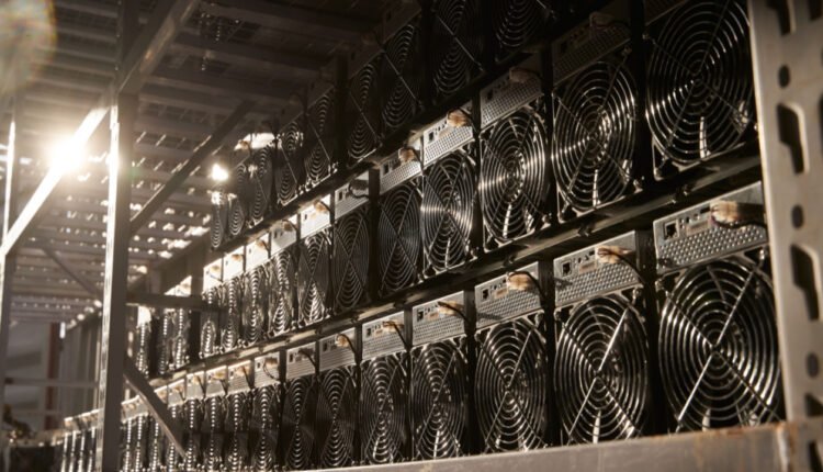 Kazakhstan Investigates Crypto Mining Hotel Allegedly Operating as Ponzi Scheme