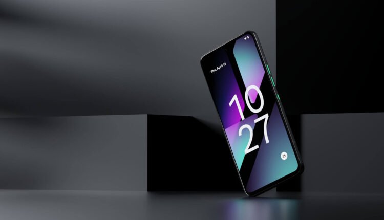 solana crypto-first saga smartphone coming soon